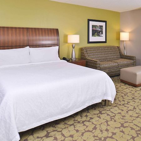 Hilton Garden Inn Indianapolis/Кармел Экстерьер фото