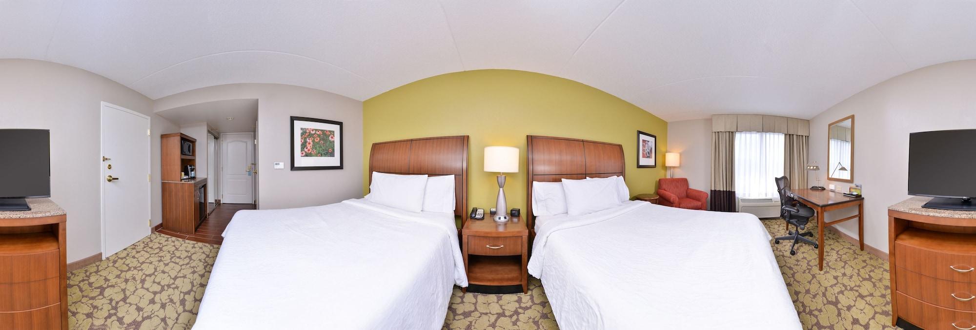 Hilton Garden Inn Indianapolis/Кармел Экстерьер фото