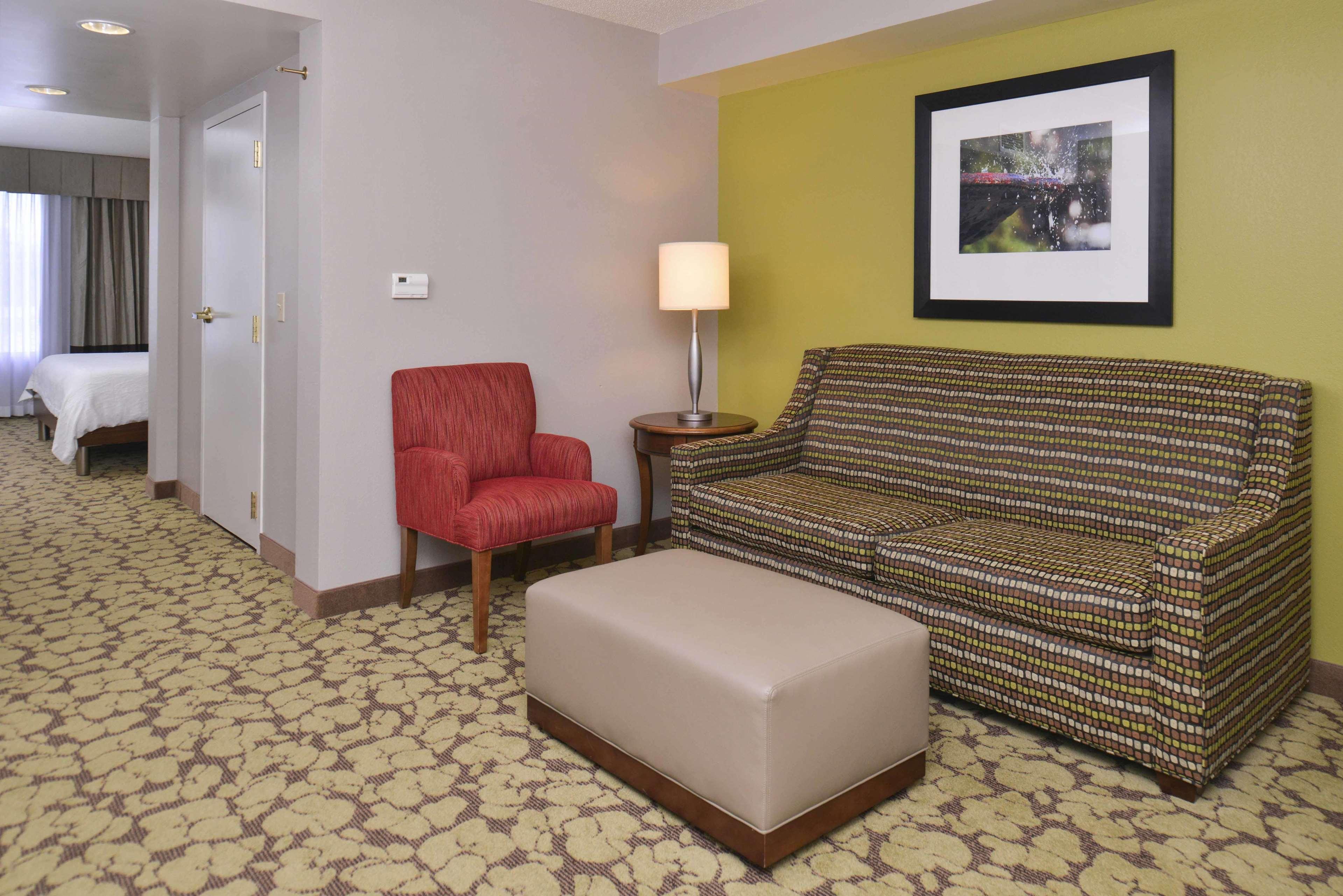 Hilton Garden Inn Indianapolis/Кармел Экстерьер фото