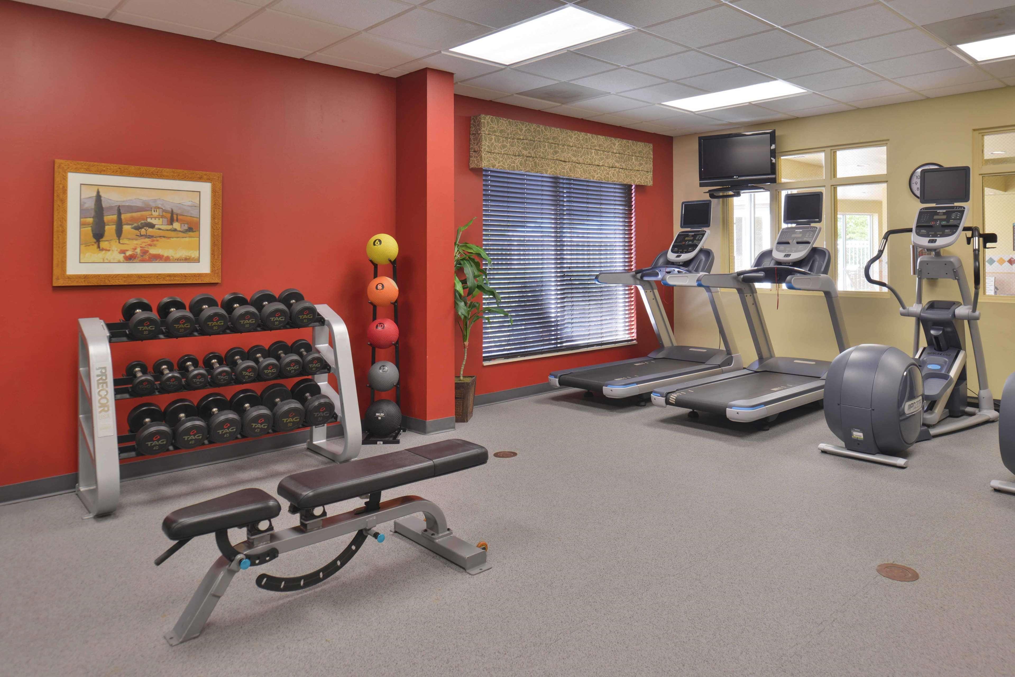 Hilton Garden Inn Indianapolis/Кармел Экстерьер фото