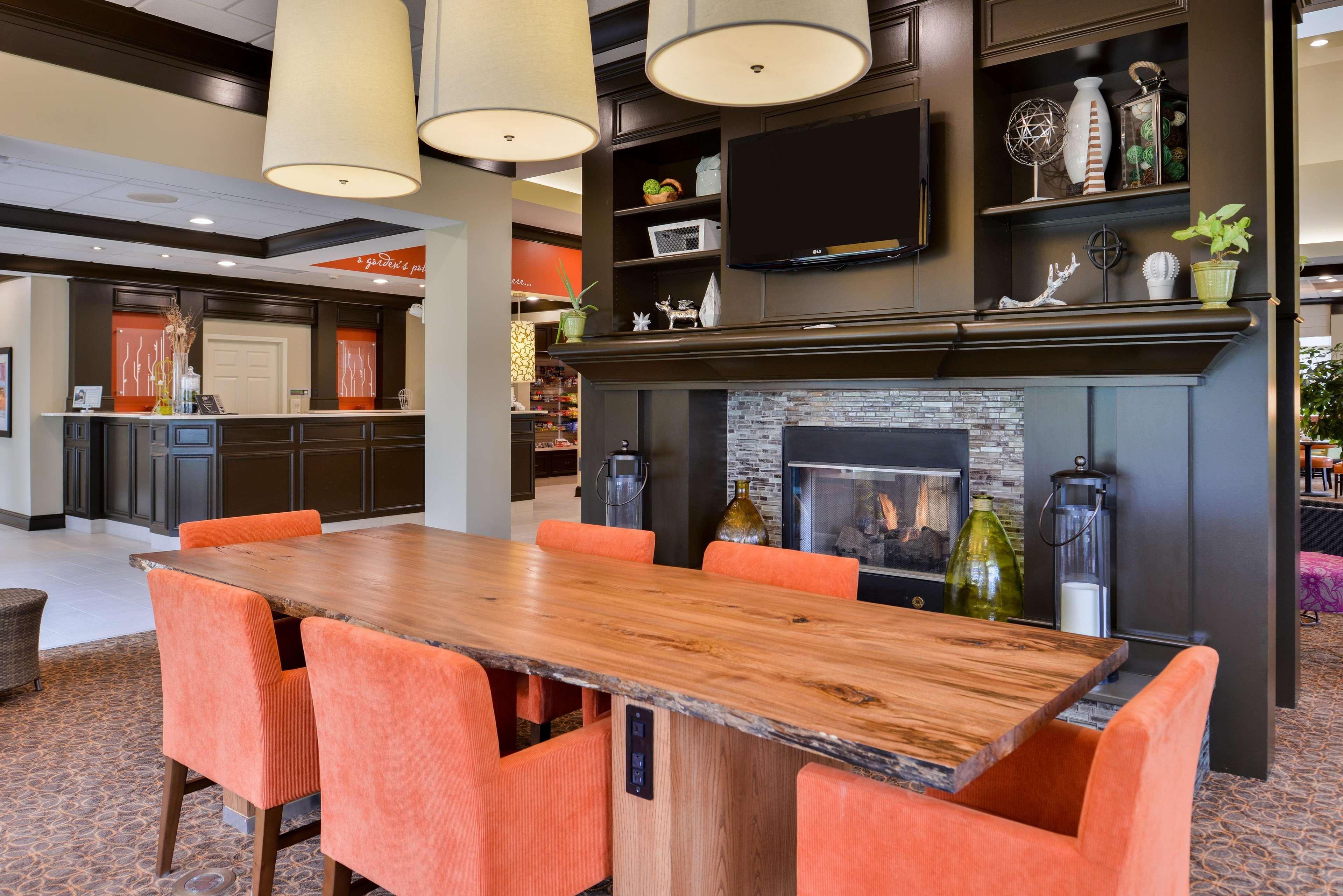 Hilton Garden Inn Indianapolis/Кармел Экстерьер фото