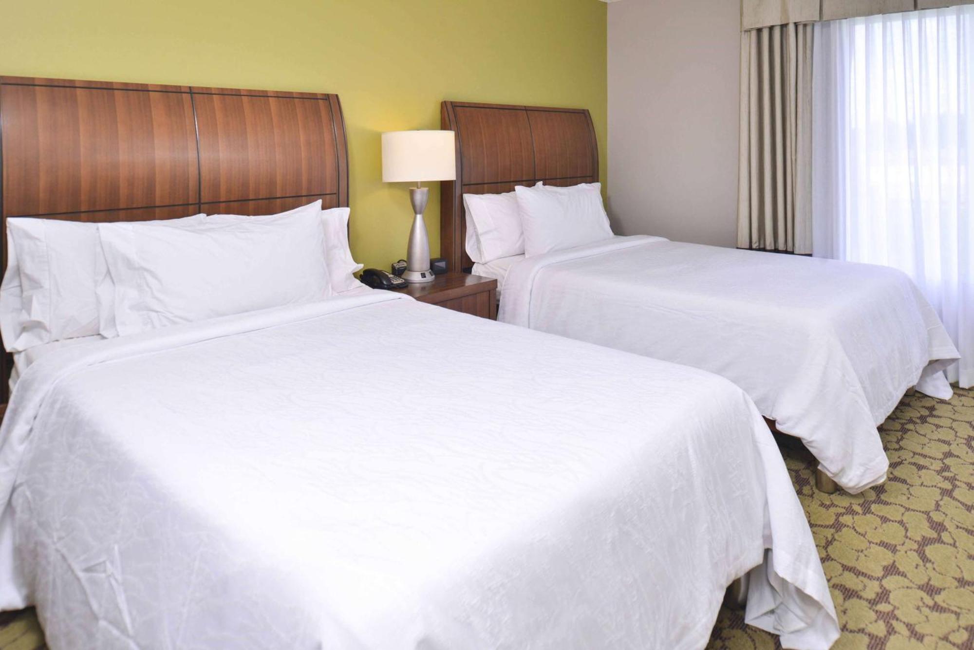 Hilton Garden Inn Indianapolis/Кармел Экстерьер фото