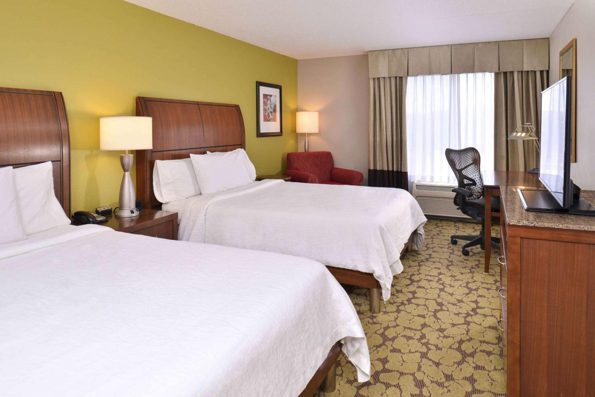 Hilton Garden Inn Indianapolis/Кармел Экстерьер фото