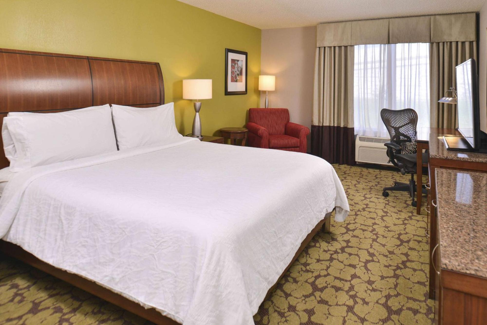 Hilton Garden Inn Indianapolis/Кармел Экстерьер фото