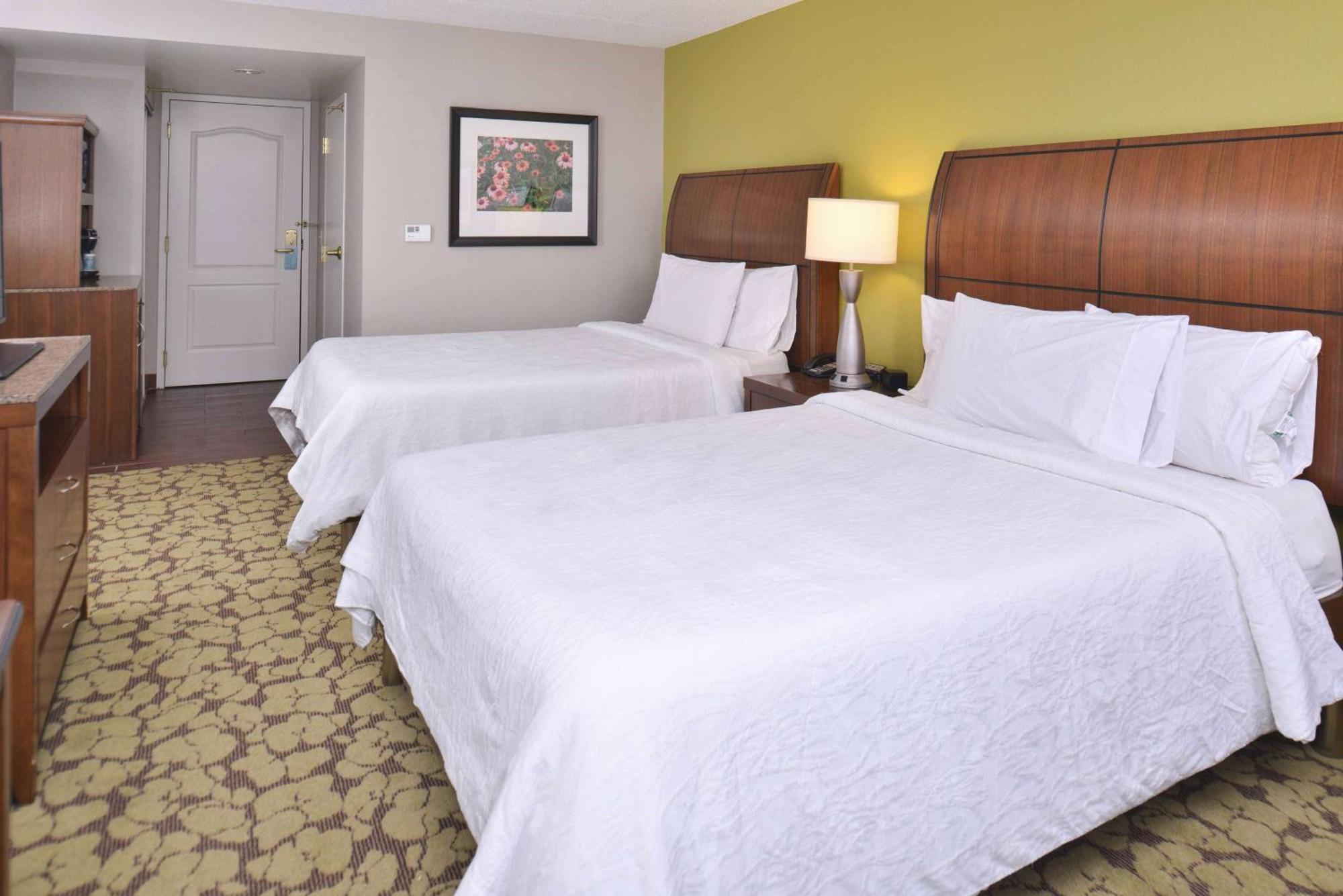 Hilton Garden Inn Indianapolis/Кармел Экстерьер фото