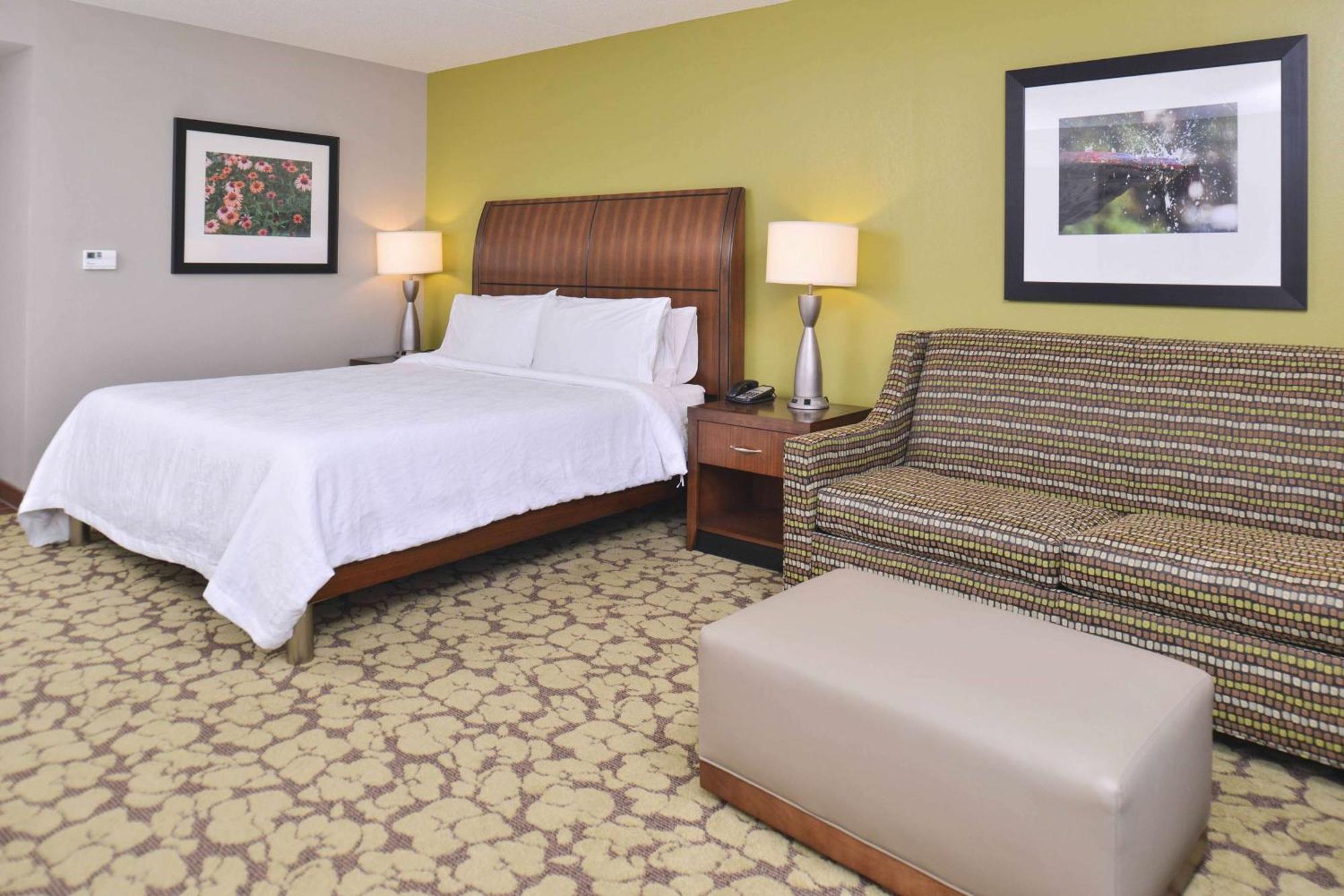 Hilton Garden Inn Indianapolis/Кармел Экстерьер фото