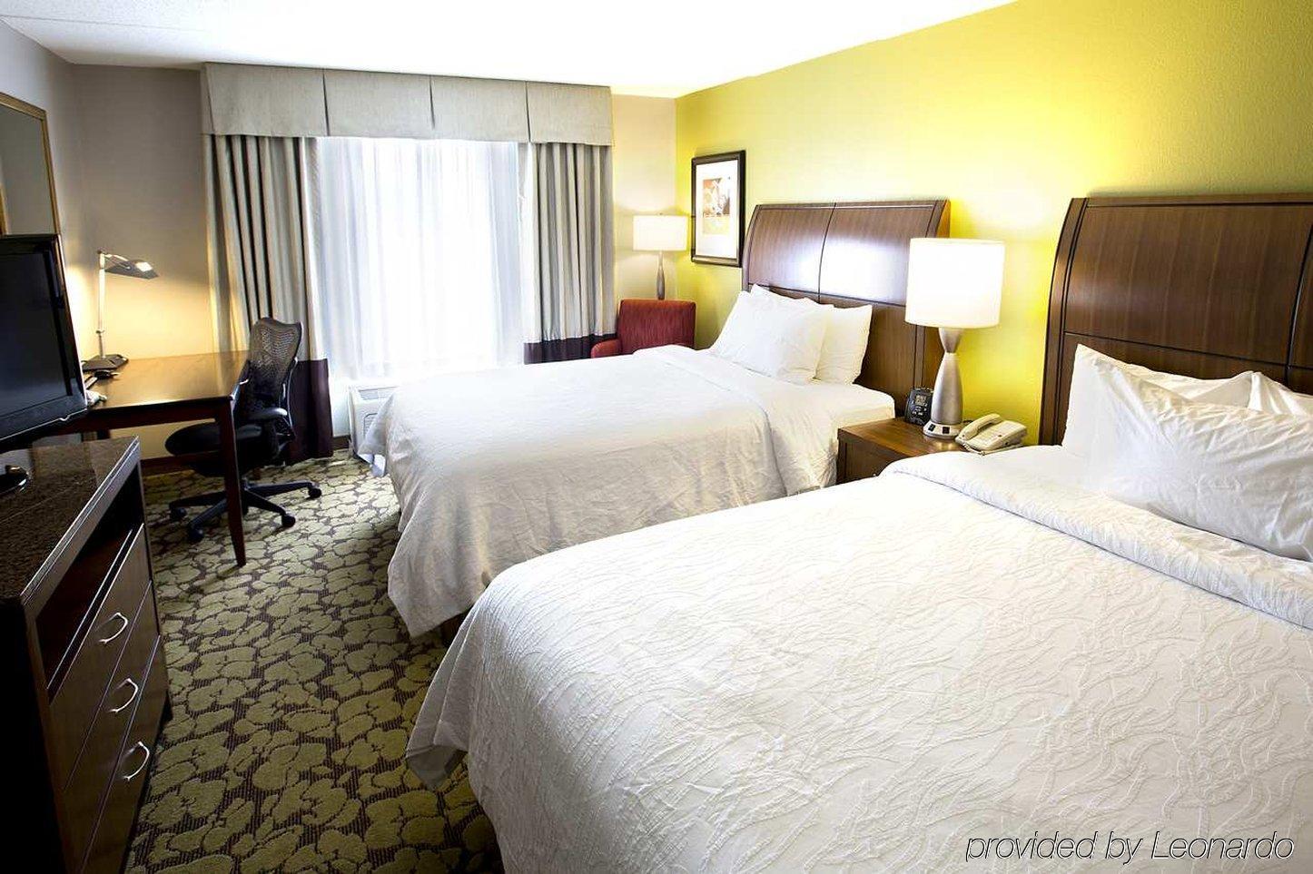 Hilton Garden Inn Indianapolis/Кармел Экстерьер фото